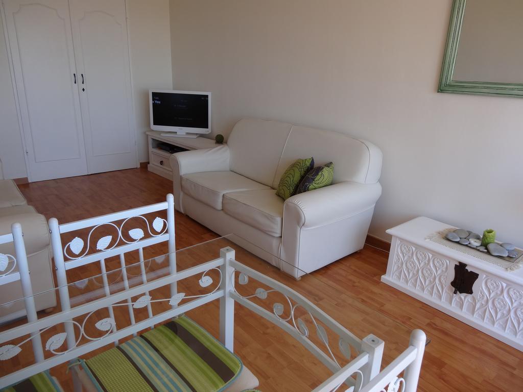 2 Bedroom Modern Apartment In Antibes With Sea View Szoba fotó