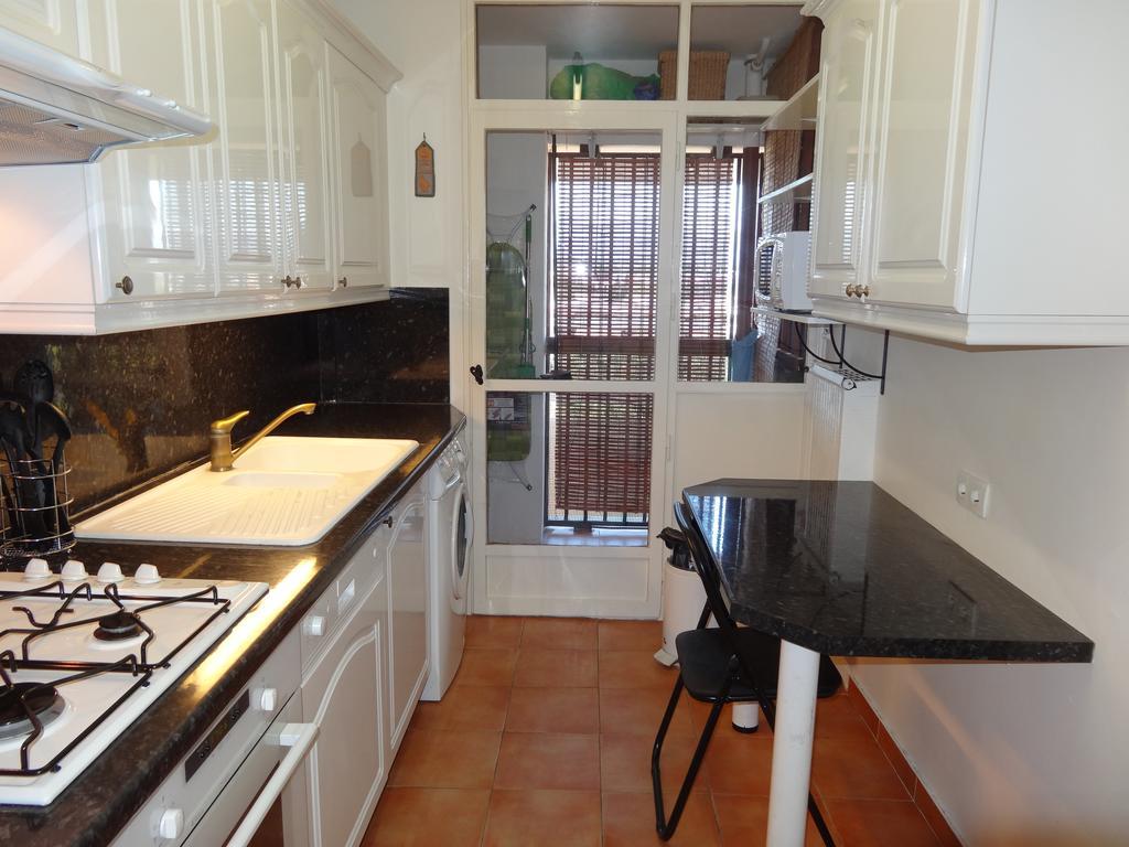 2 Bedroom Modern Apartment In Antibes With Sea View Szoba fotó