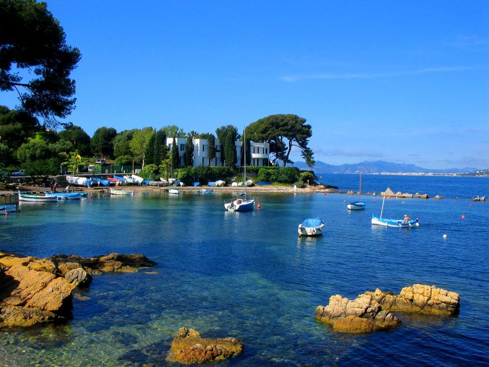 2 Bedroom Modern Apartment In Antibes With Sea View Kültér fotó